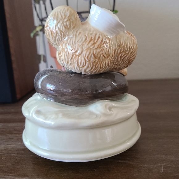 Otagiri Over the Waves Kirby Koala music box - Picture 5 of 7